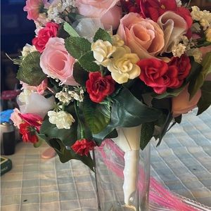 Bridal and bridesmaid bouquets